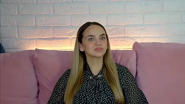 Snapshot of AnitaVenture chatting on September 2025 04:29:01 AM AnitaVenture online show from September 2025 04:29:01 AM