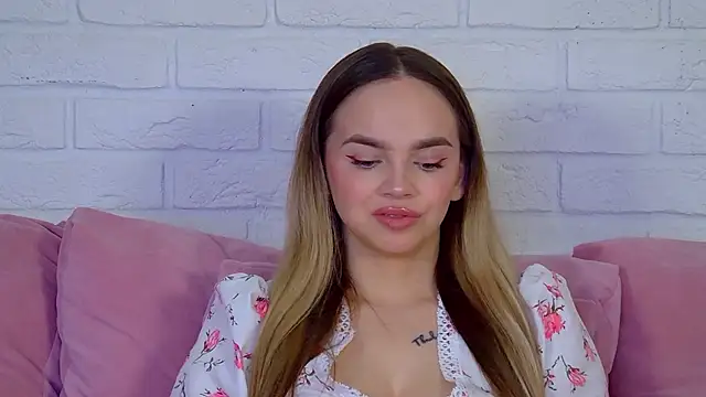 AnitaVenture online show from April 2026 04:26:01 AM