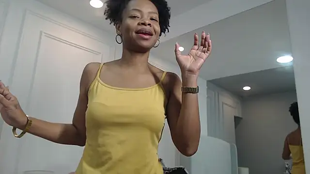 Snapshot of ChantalGarner chatting on October 2025 12:47:02 PM ChantalGarner online show from October 2025 12:47:02 PM