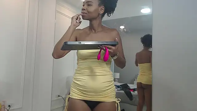 Snapshot of ChantalGarner chatting on October 2025 01:22:01 PM ChantalGarner online show from October 2025 01:22:01 PM