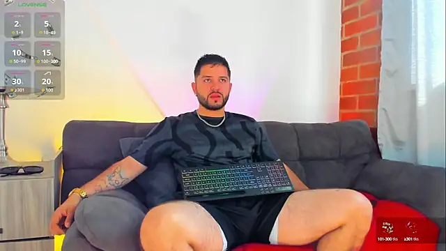 TomSloam online show from October 2025 01:34:01 PM