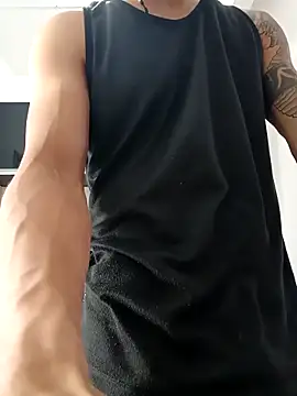 Snapshot of kingbickcockDn chatting on October 2025 04:25:02 PM kingbickcockDn online show from October 2025 04:25:02 PM