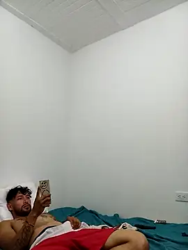 Snapshot of kingbickcockDn chatting on October 2025 03:11:01 PM kingbickcockDn online show from October 2025 03:11:01 PM