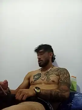 Snapshot of kingbickcockDn chatting on November 2025 06:05:01 AM kingbickcockDn online show from November 2025 06:05:01 AM