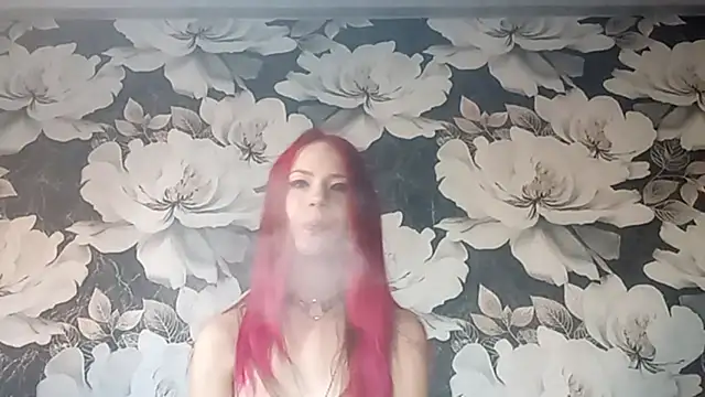 LiaCusson online show from September 2025 01:09:01 AM