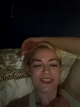 demidelightfulxx online show from November 2025 07:57:01 PM