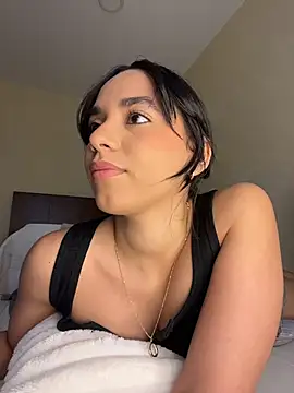 Snapshot of Capricho_01 chatting on October 2025 06:53:01 PM Capricho 01 online show from October 2025 06:53:01 PM