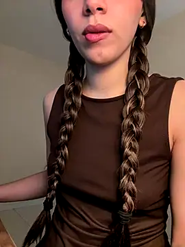 Capricho 01 online show from December 2025 01:05:02 PM