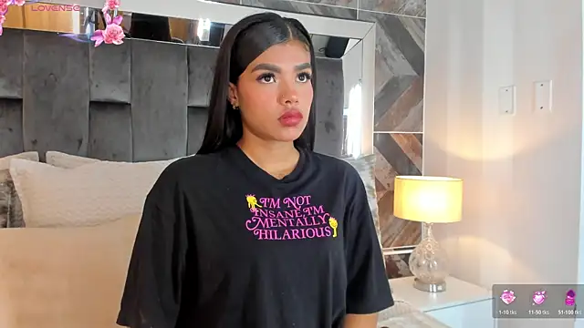 Snapshot of NaylaGrey chatting on November 2025 12:16:01 PM NaylaGrey online show from November 2025 12:16:01 PM