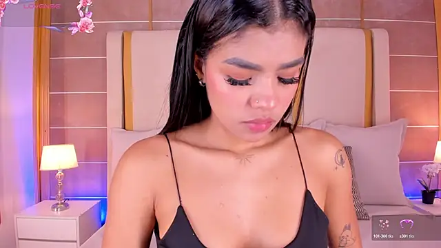 NaylaGrey online show from November 2025 12:55:01 PM