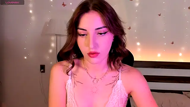 AmyVilvet  online show from November 2025 07:13:02 PM