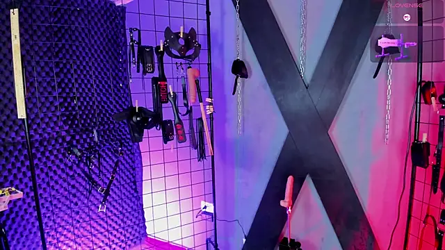 MissAlison Monica bdsm online show from November 2025 07:02:02 PM