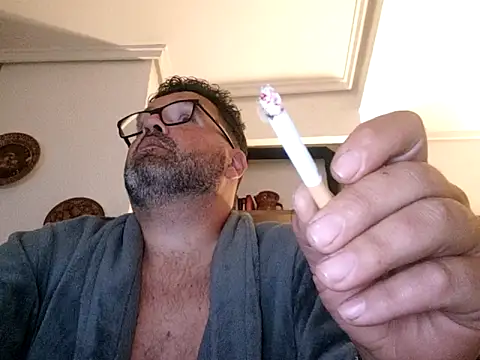 Snapshot of morenet_festero chatting on April 2026 04:04:02 AM morenet festero online show from April 2026 04:04:02 AM