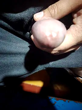 Snapshot of Sir_clouden chatting on May 2026 05:45:01 AM Sir clouden online show from May 2026 05:45:01 AM