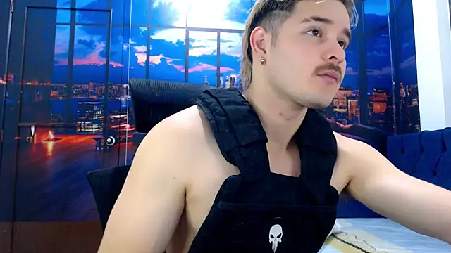 Snapshot of AlexPiersss chatting on October 2025 07:12:02 PM AlexPiersss online show from October 2025 07:12:02 PM