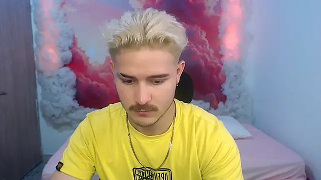 Snapshot of AlexPiersss chatting on October 2025 07:14:02 PM AlexPiersss online show from October 2025 07:14:02 PM