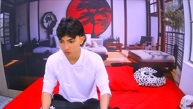 Snapshot of RomeoMillerr chatting on October 2025 08:05:02 PM RomeoMillerr online show from October 2025 08:05:02 PM