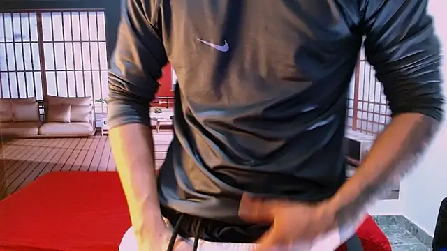 Snapshot of RomeoMillerr chatting on November 2025 07:36:02 PM RomeoMillerr online show from November 2025 07:36:02 PM