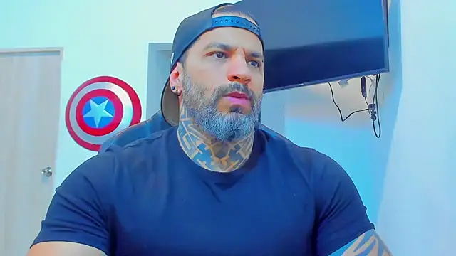 JoshRigby online show from December 2025 07:18:01 PM