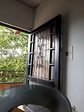 hot pleaser1   online show from October 2025 01:06:02 PM