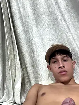 Snapshot of Adam_Loveee chatting on October 2025 01:31:01 AM Adam Loveee online show from October 2025 01:31:01 AM