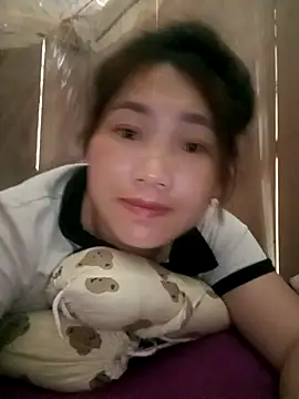 Snapshot of min-xinh chatting on October 2025 05:38:01 AM min-xinh online show from October 2025 05:38:01 AM