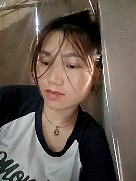 Snapshot of min-xinh chatting on October 2025 09:10:01 AM min-xinh online show from October 2025 09:10:01 AM