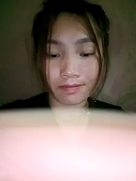 Snapshot of min-xinh chatting on October 2025 09:48:01 PM min-xinh online show from October 2025 09:48:01 PM