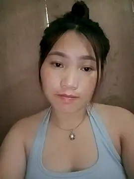 Snapshot of min-xinh chatting on October 2025 12:44:01 AM min-xinh online show from October 2025 12:44:01 AM