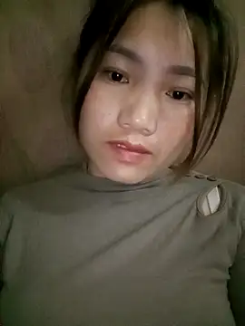 Snapshot of min-xinh chatting on November 2025 09:28:01 PM min-xinh online show from November 2025 09:28:01 PM