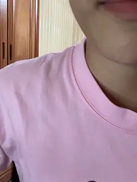 Lucii 04 online show from September 2025 08:29:02 AM