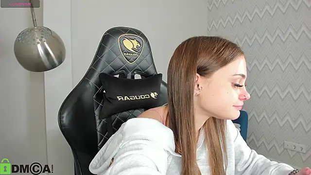 KarinaBroks online show from December 2025 09:36:01 AM