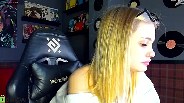 KarinaBroks online show from January 2026 10:31:01 AM