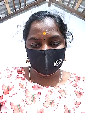 Snapshot of Tamil_Hot_Sindhu chatting on October 2025 08:11:02 AM Tamil Hot Sindhu online show from October 2025 08:11:02 AM