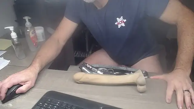 sackstor online show from November 2025 09:09:02 PM