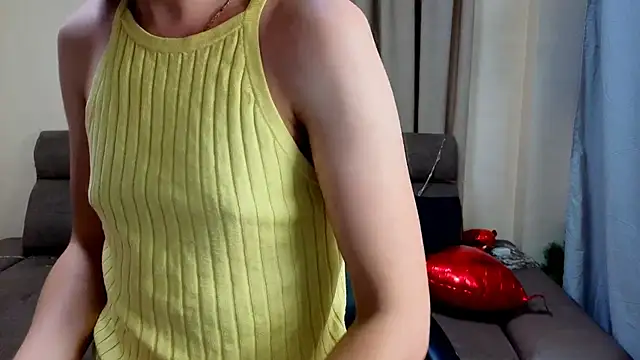 Emilly  Grey online show from February 2026 07:21:01 PM