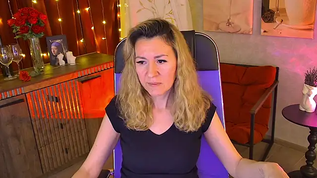 DonnaSmitth online show from April 2026 06:31:02 PM