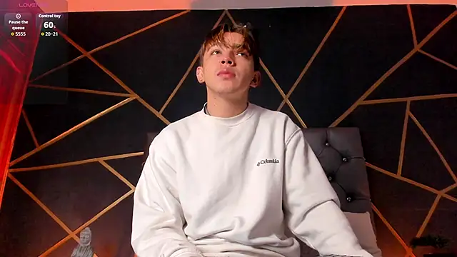 Lian Miller1  online show from February 2026 12:26:01 PM