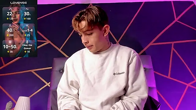 Lian Miller1  online show from April 2026 12:27:02 PM