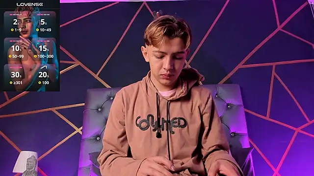 Lian Miller1  online show from April 2026 12:55:01 PM