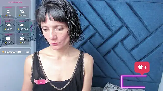 Valery More   online show from December 2025 12:33:02 PM