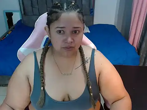 Snapshot of Vanesa_Juicy chatting on November 2025 11:43:01 AM Vanesa Juicy online show from November 2025 11:43:01 AM