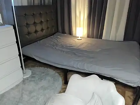 Jasmine foxxe online show from October 2025 01:53:02 AM