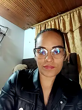 Snapshot of QueenBDSM chatting on October 2025 02:23:02 AM QueenBDSM online show from October 2025 02:23:02 AM