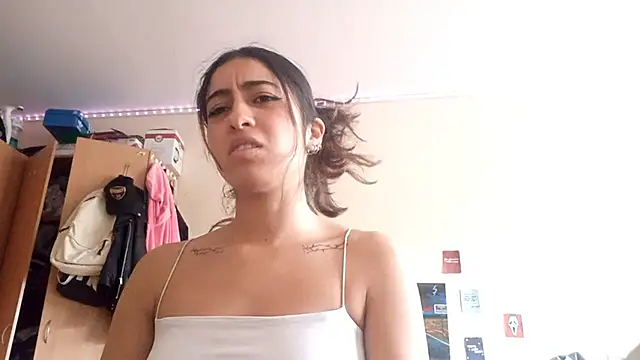 ShirleyPecot online show from October 2025 01:09:01 PM