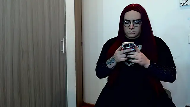 Redvelvett22 online show from January 2026 11:47:01 AM