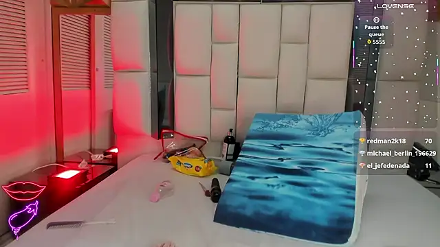 violet milleer online show from March 2026 07:17:01 PM