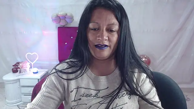 Snapshot of SaharaJohson chatting on October 2025 03:51:01 AM SaharaJohson online show from October 2025 03:51:01 AM