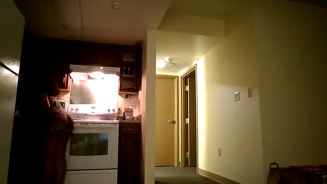 Snapshot of bellacagyal chatting on October 2025 02:43:02 AM bellacagyal online show from October 2025 02:43:02 AM