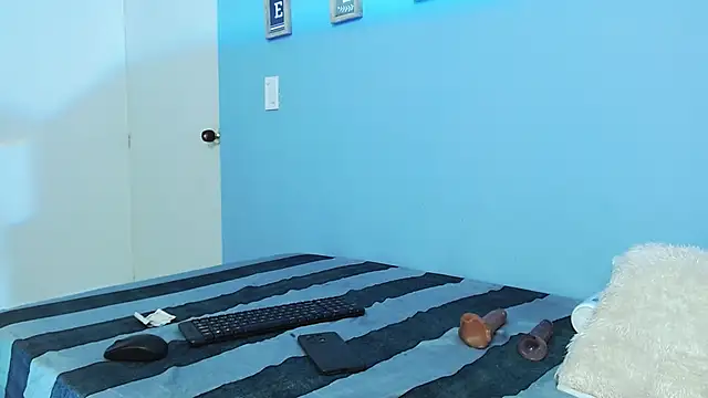 Snapshot of luna_hawks chatting on October 2025 06:21:01 AM luna hawks online show from October 2025 06:21:01 AM